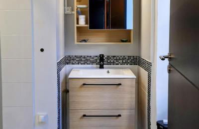 Au cœur des remparts, L'ÉCRIN Appartement 2 chambres pour 2-6 pers - Foto 12