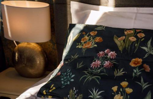 Sunset Oasis “VELLY” 1BR w/ Sea View & Parking - Foto 37