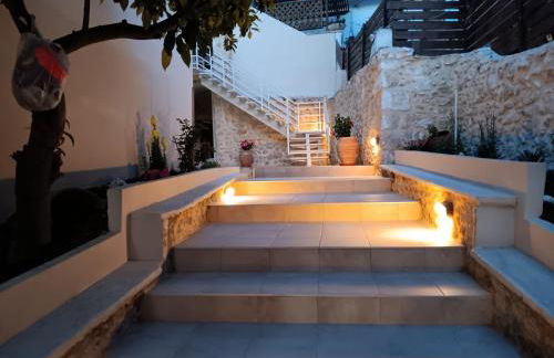 Kalomiris Thea Suite - Photo 25