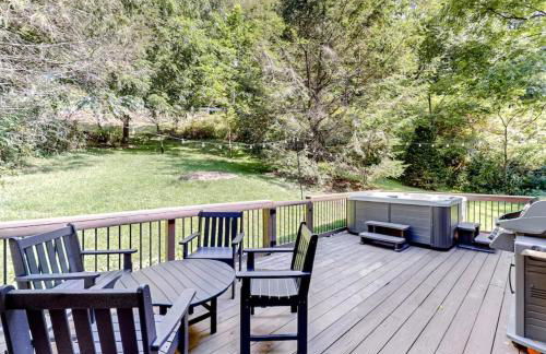 Grandpa John Cabin - Hot Tub, Game Room - Foto 20