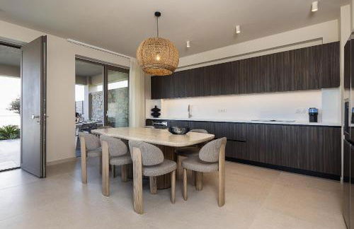 Villa Aya - Coastal Villa, Minimalist Elegance by etouri - Photo 19