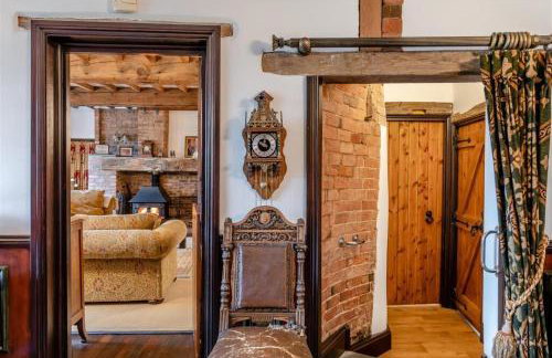 Pritams Gate 7 Bed 4 Bath Barn Conversion with Games Room Dog friendly Near the NEC & BHX - Foto 6
