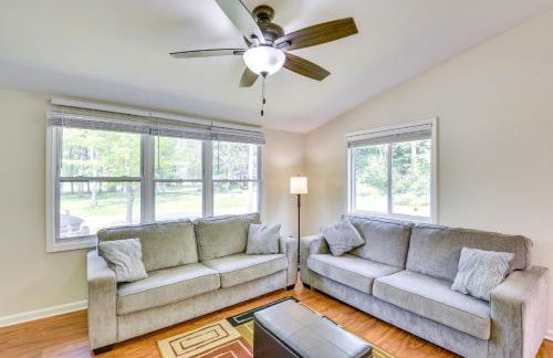 2 Mi to Warren Dunes Sawyer Apartment with Deck! - Foto 4