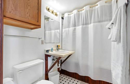 Jacuzzi 1BR loft with den and office-open concept - Foto 5