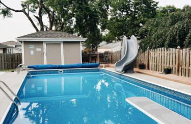 Newly Renovated Home With Pool - Foto 17