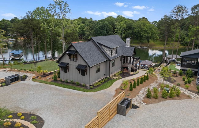 Gray Fox Lodge by Avantstay Waterslide Pool Theater Sleeps 23 - Foto 77