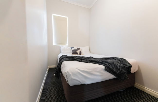 Highway 1 Holiday & Lifestyle Park - Foto 13