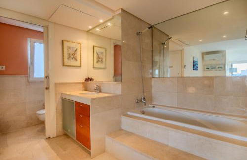 Ubicación, Location,Locatie 3 min Playa Arenal - Foto 7