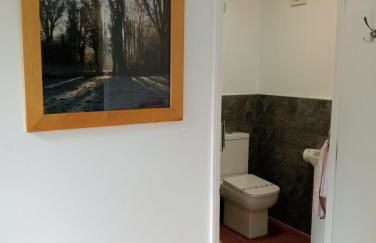 Private Couples hideaway with hot tub - Photo 26