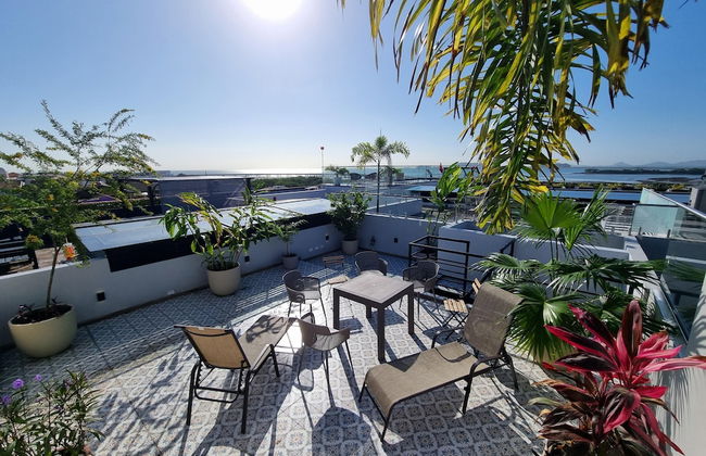 The Rooftop Condo by Acomodo - Photo 8