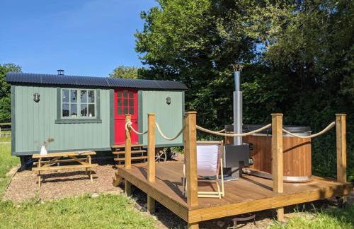 Kenny’s Hut - Foto 13