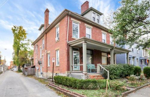 The Village Townhouse - 5 BR - Photo 4