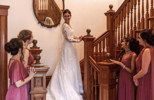 Large Historical Home for Groups Walk to Downtown! - Foto 20