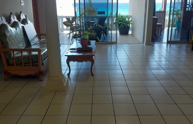 Blue Turquoise Sea Villa - Photo 2