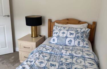 Comfortable 5 - Guest Abode - In Quiet Village - Foto 21