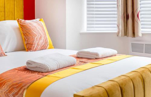 NEW! Stylish 5-Bed Apartment in Stockton-on-tees by Stay With Us, Perfect for Contractors & Large Groups, FREE Parking! - Foto 7