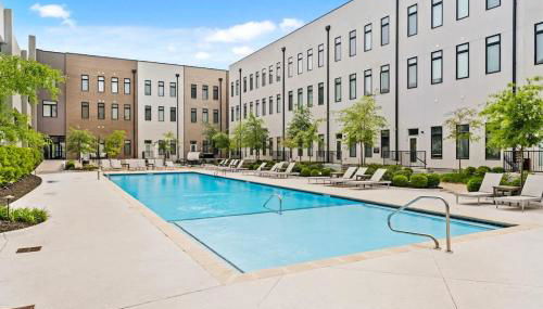Pinnacle Heights 2Bdrm 3rd flr Near Walmart Amp Pool Fitness Center Yoga Studio Dog Spa - Foto 2