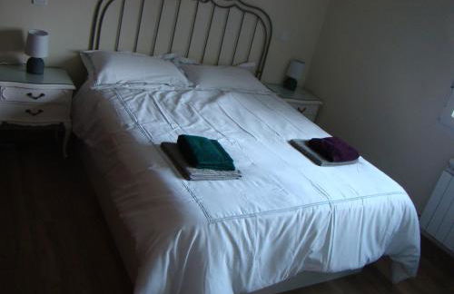 Chalet con piscina y BBQ para 10 personas - Photo 22