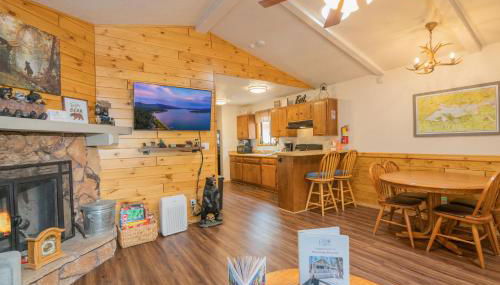 Moonridge Mountain - Great Cabin with all the amenities and great location! Hot tub! - Foto 4