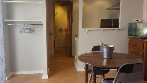 Chaleureux studio avec jardin commun et parking, idéal pour un couple face à l'Abbaye de Pontlevoy - FR-1-491-363 - Photo 2