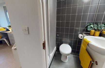 For Students Only Ensuite Bedrooms with Shared Kitchen at Broderick House in Birmingham City Centre - Foto 5