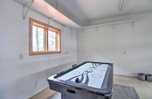 Dock, Hot Tub and Game Room Luxe Lake Latoka Home - Foto 15