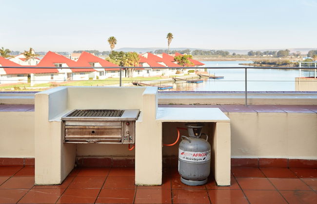 First Group Port Owen Marina - Foto 64