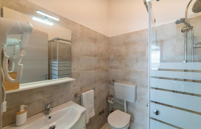 Casa Kalliste In Town - Photo 10