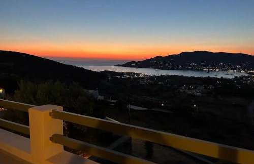 Stelios-Korina Villa with Pool and Stunning View in Syros Posidonia - Photo 26