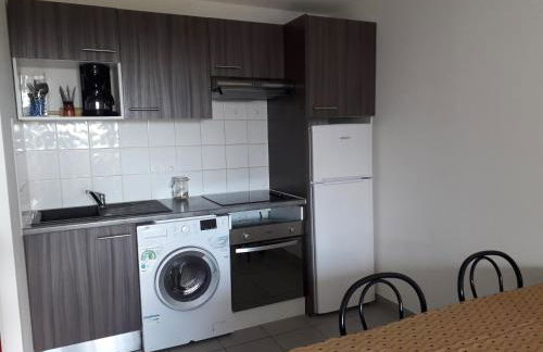 Bel Appartement en résidence avec Parking Privé - Photo 5