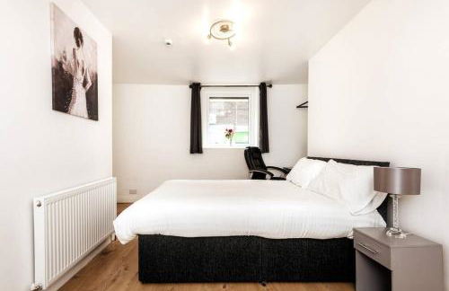 Liverpool City Centre - Fabulous 3 En-suite Bedrooms - Sleeps 10 People - Foto 7