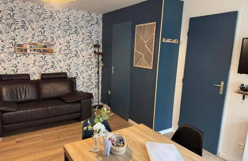 Les meublés de Louis-Marie, 2 appartements indépendants pour 4 personnes, 8 personnes au total, proche du Puy du Fou - Foto 1