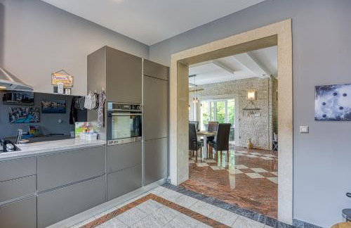 Villa Ravina - Photo 15