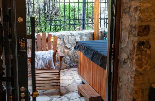 Chalet 1932 Boutique Mountain Chalet με Ιδιωτικό Hot Tub & Τζάκι - Photo 44