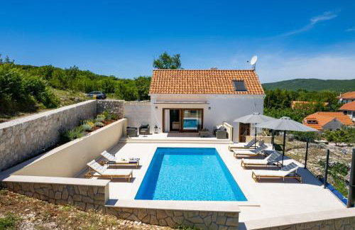 Unique Villa Pietra with heated private pool - Foto 12