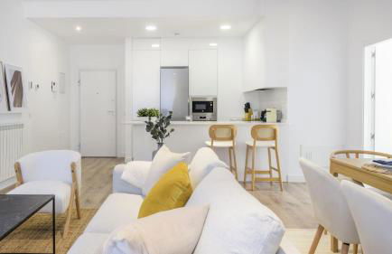 Avenida de San Luis 25, Design and comfort in the true style of Madrid, Book your getaway now! - Foto 63