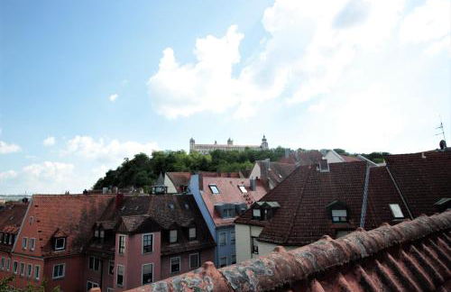 City Apartment - Old Main Bridge, own garage parking space - Foto 27
