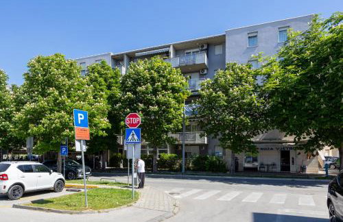 Kat's - Roman Salona - Foto 18