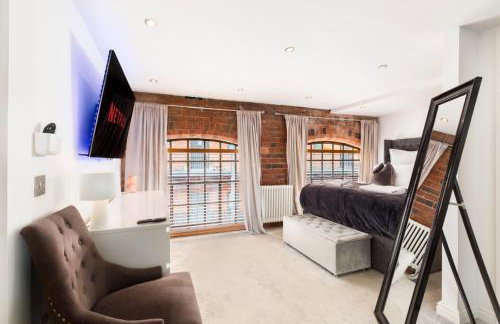 High End Luxury Townhouse in JQ, 4 Bedrooms, Flat screen TV in all rooms, Free Parking, Near Birmingham City Centre DEPOSIT REQUIRED - Foto 20