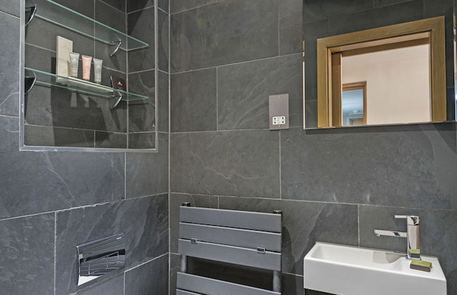 St Paul's by Excel Apartments - Photo 10