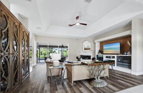 Nokomis Pool Home on the Canal - Foto 19