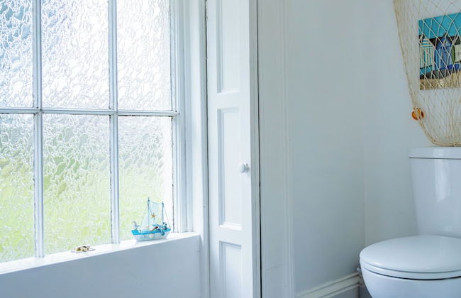 East Wing Apartment - Foto 20