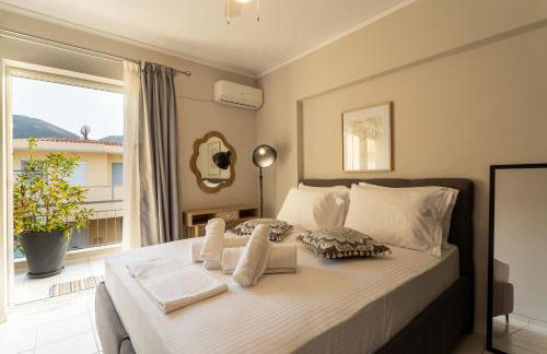 Comfortable 3-Bedroom Seaside Maisonette - Photo 2