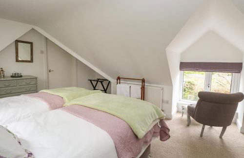 The Lodge - Photo 23