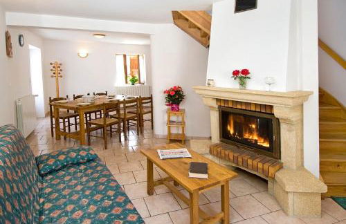 Gîte Gîtes de France 4/6 personnes à Chasseradès - Foto 2