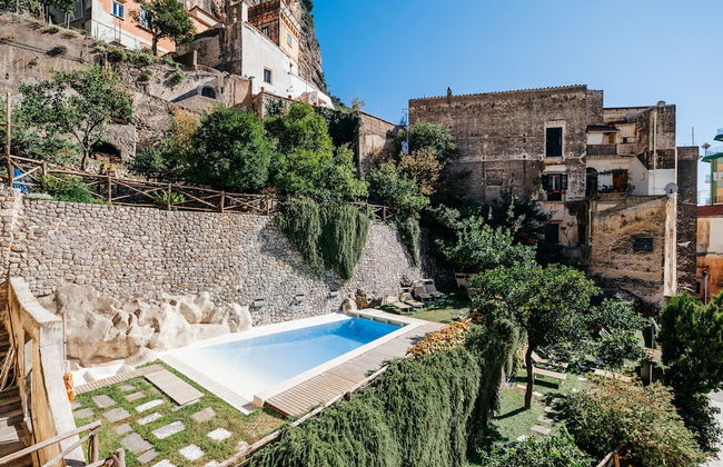 Amalfi Resort - Foto 1