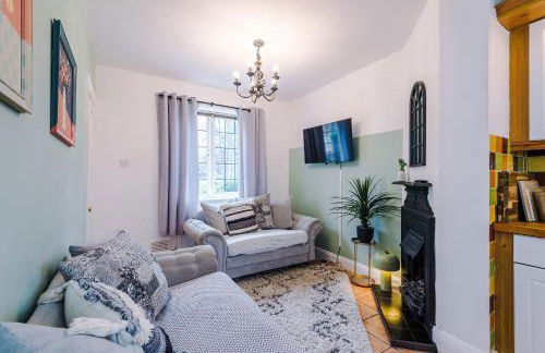 Stylish 4 Bedroom Home in Port Sunlight with 7 Beds Perfect for Business Bookings and Groups - Foto 60