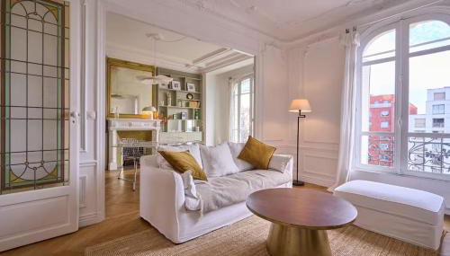 Grand appartement Haussmannien à 12 min de Paris - chic spacious classic Parisian apartment - Foto 5