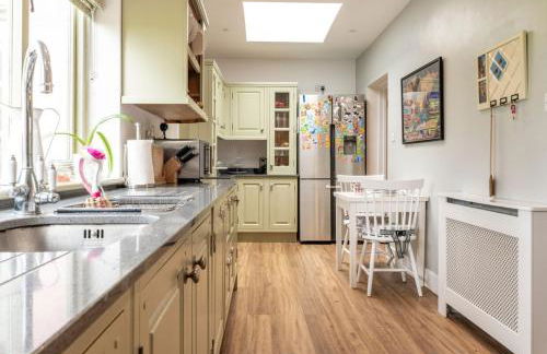 Beautiful 3BD Family Retreat in Oxfordshire! - Foto 8