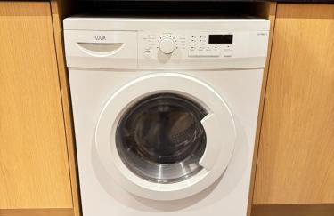 The Vogue Stay, 3 Bedrooms, 2 bathrooms, Ideal for JR & Oxford Hospitals, FREE CarPark, Conveniently located for Ring Road access, 2 miles from Oxford City Centre easy car & bus route - Foto 39